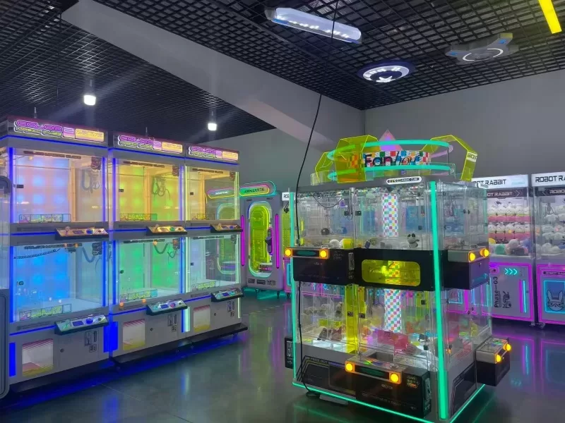 commercial prize crane machine