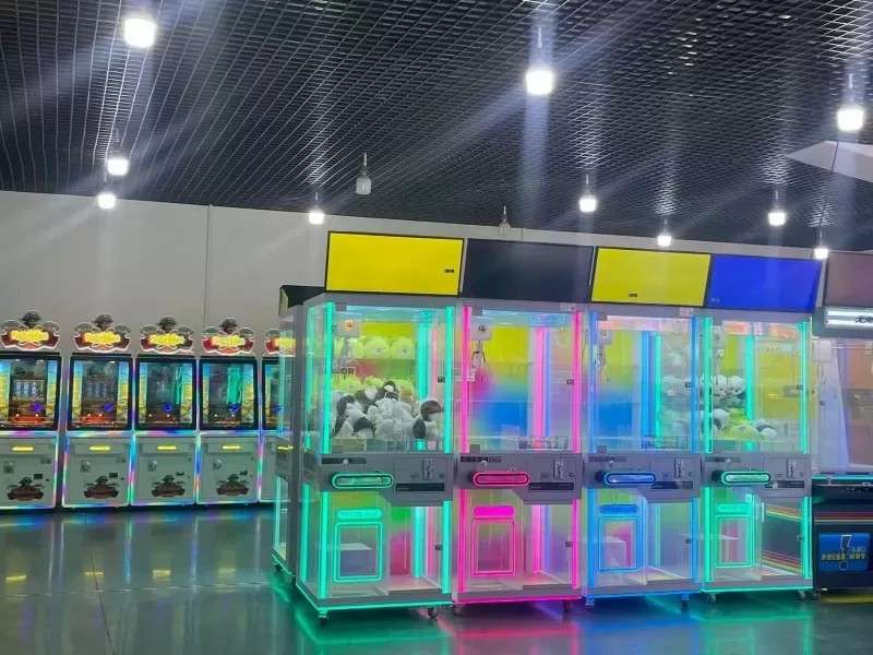 coin operated crane machine game center wholesale