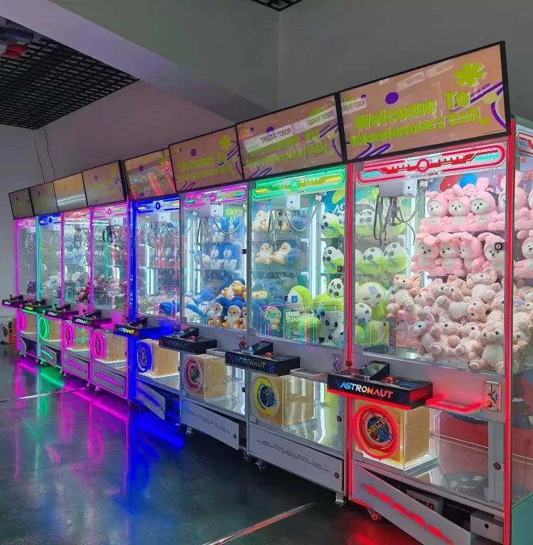 Luxury Claw Machine ···